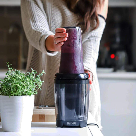 nutrition-and-protein-blender-o0 MiiXRX7_lifestyleImage_1.jpg
