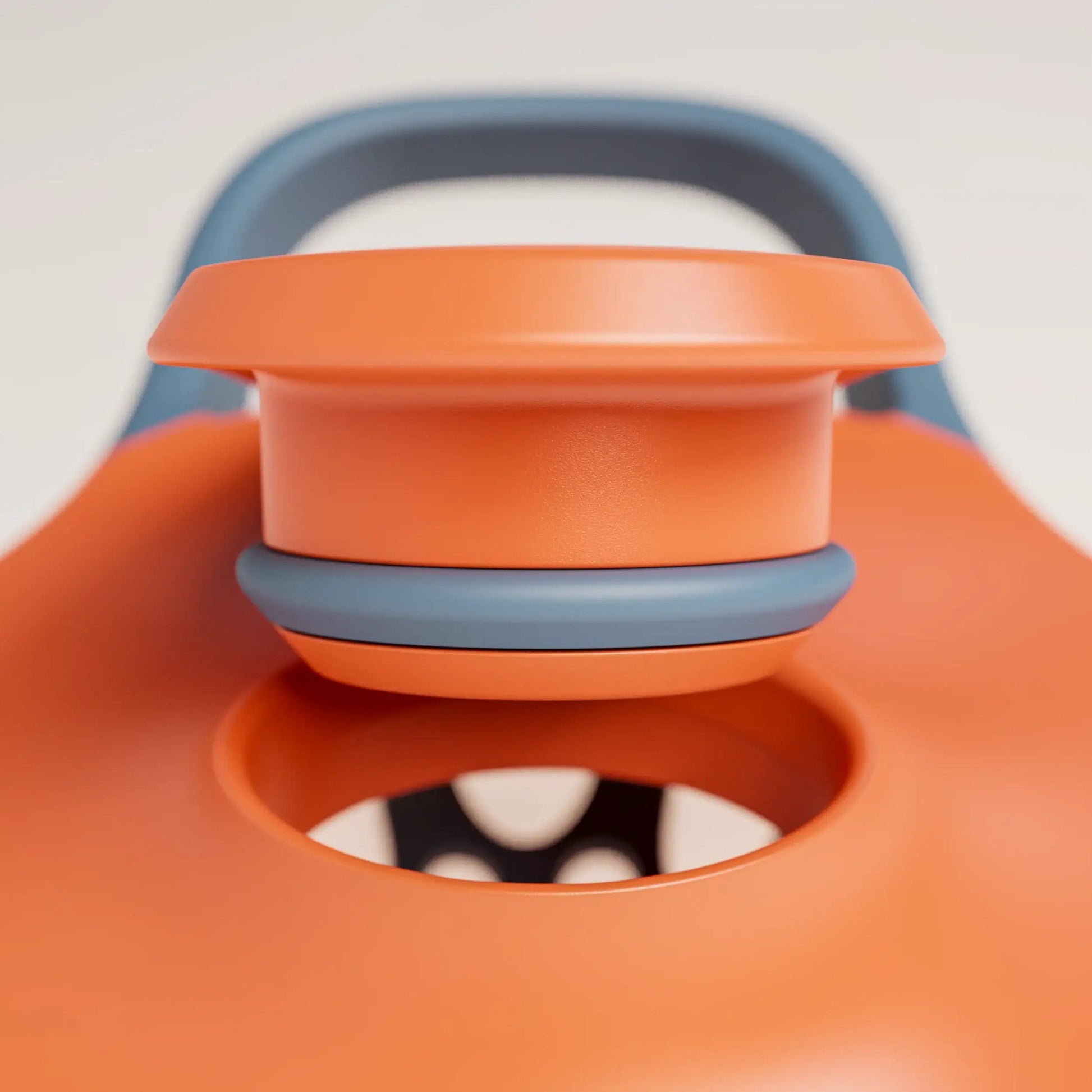 ecozen-performance-shaker-bottle-e5 SHKR_24700_P-S1.1_burntOrange_midnightBlue_2_2_MPCloop_edit.png
