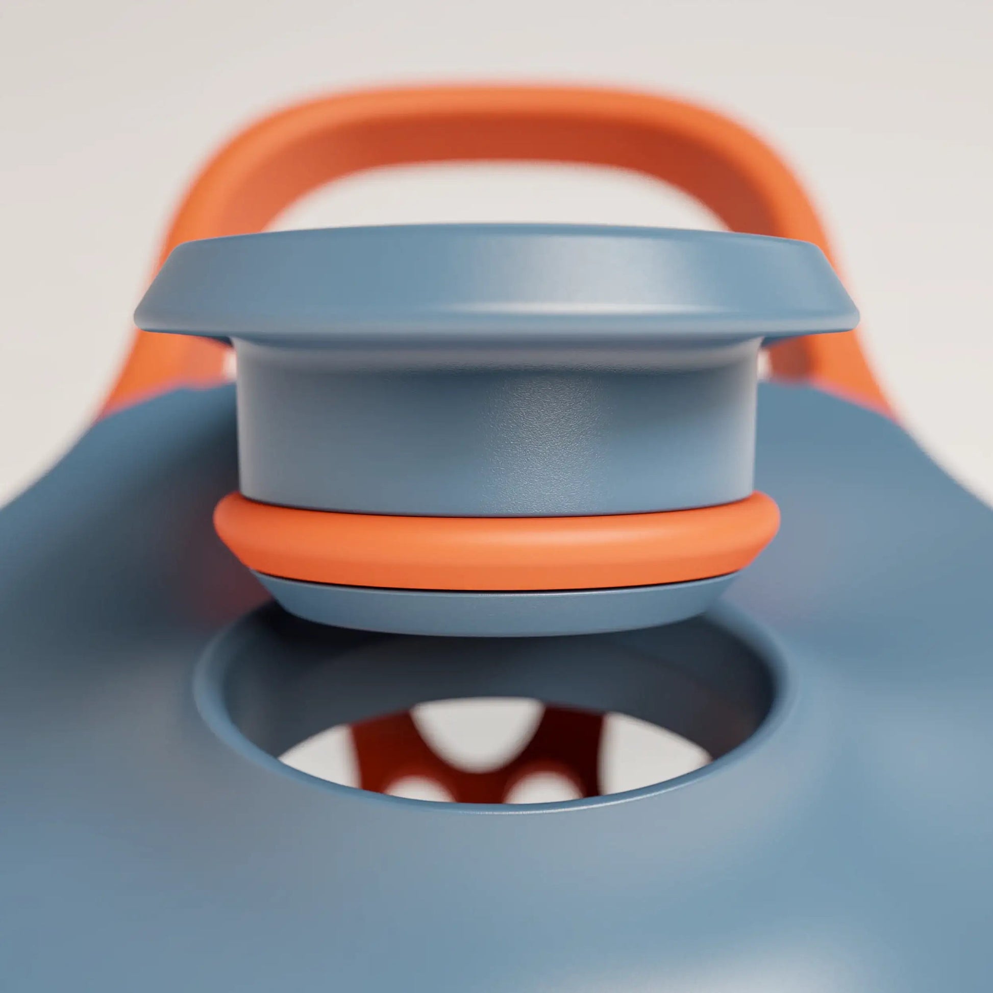 ecozen-performance-shaker-bottle-l7 SHKR_24700_P-S1.1_midnightBlue_burntOrange_2_2_MPCloop_edit.png