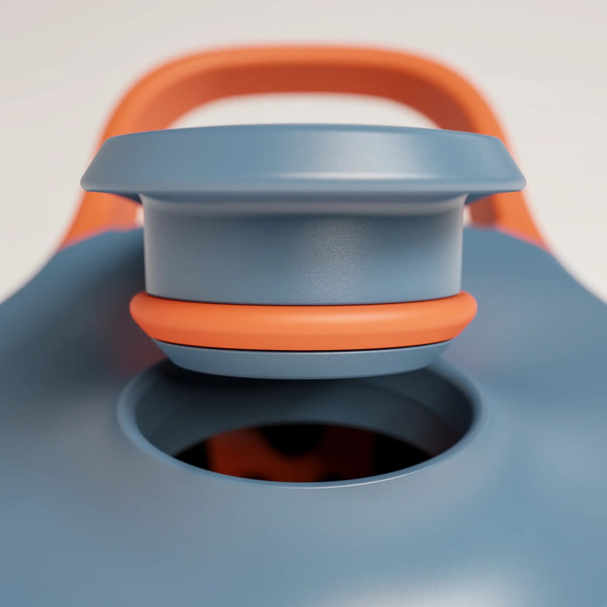 stainless-steel-performance-shaker-bottle-u5 SHKR_24700_swSS-S1.1_midnightBlue_burntOrange_2_2_MPCloop_edit_002c65fc-3def-47f5-9aa0-1817c4f4810c.png