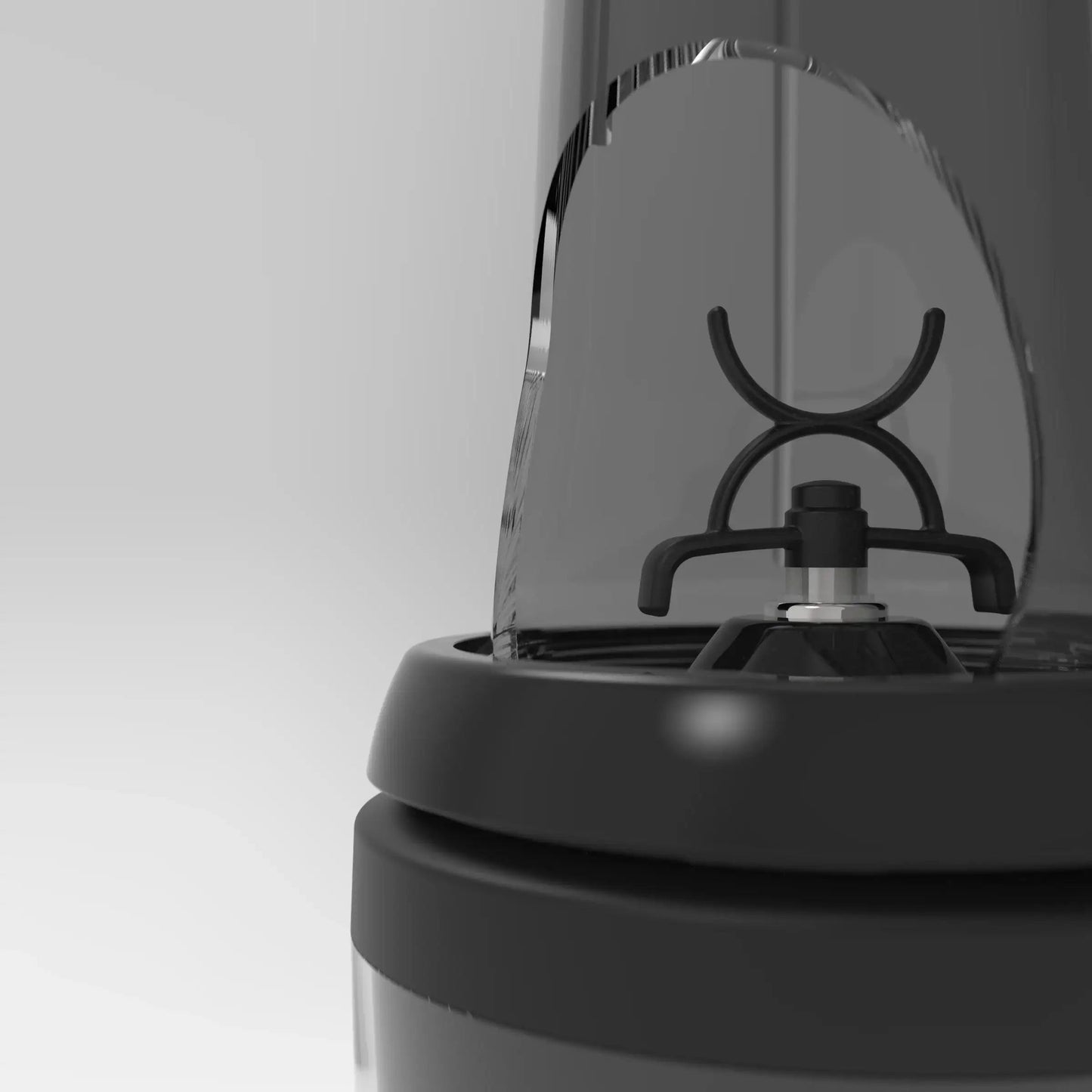 nutrition-and-protein-blender-o0 xblade_cutaway.1660.jpg